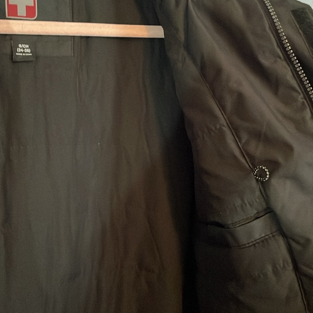 SWISS TECH Coat​ - Picture 3 of 8